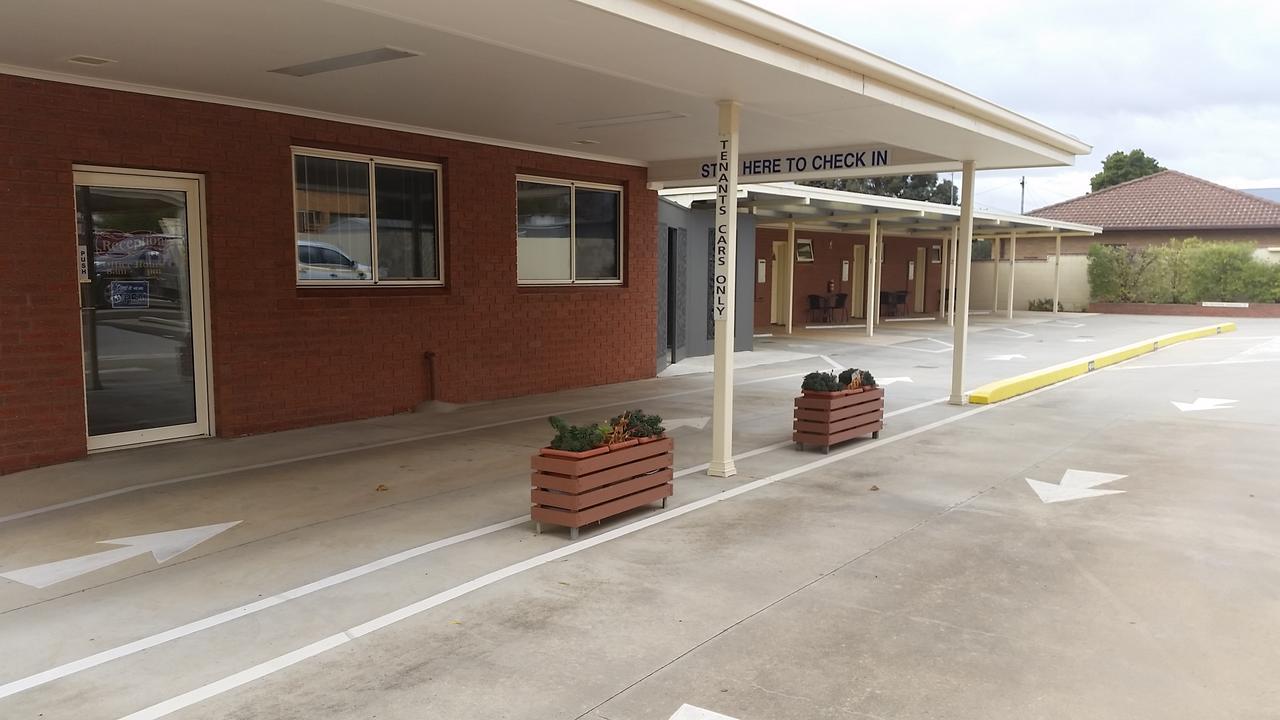 Ararat Southern Cross Motor Inn エクステリア 写真